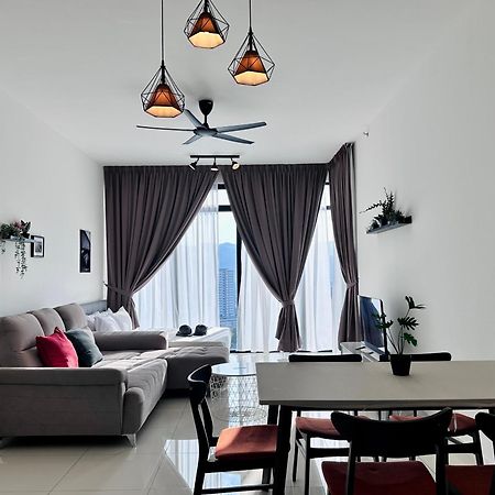 Bali-style 2Bedroom Condo @ Georgetown Esterno foto