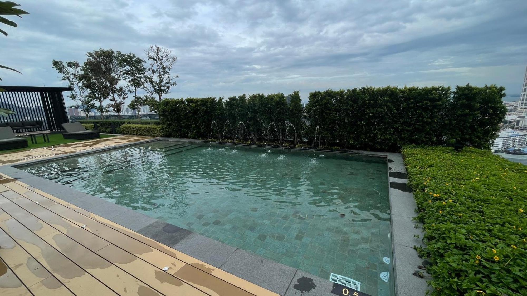 Bali-style 2Bedroom Condo @ Georgetown Esterno foto
