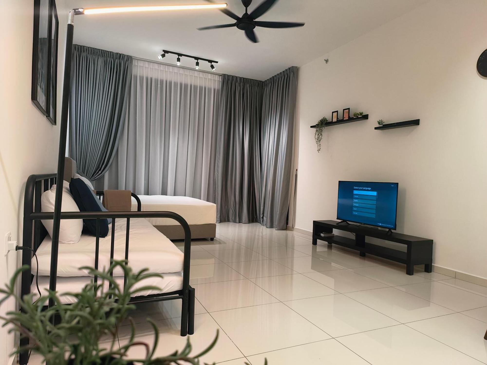 Bali-style 2Bedroom Condo @ Georgetown Esterno foto