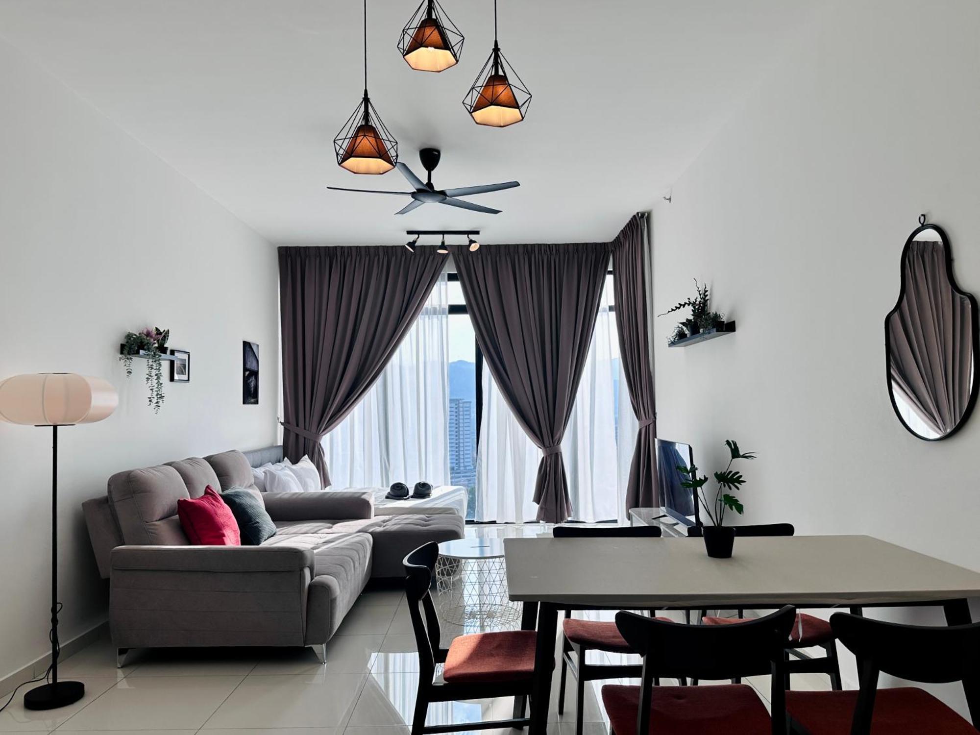 Bali-style 2Bedroom Condo @ Georgetown Esterno foto